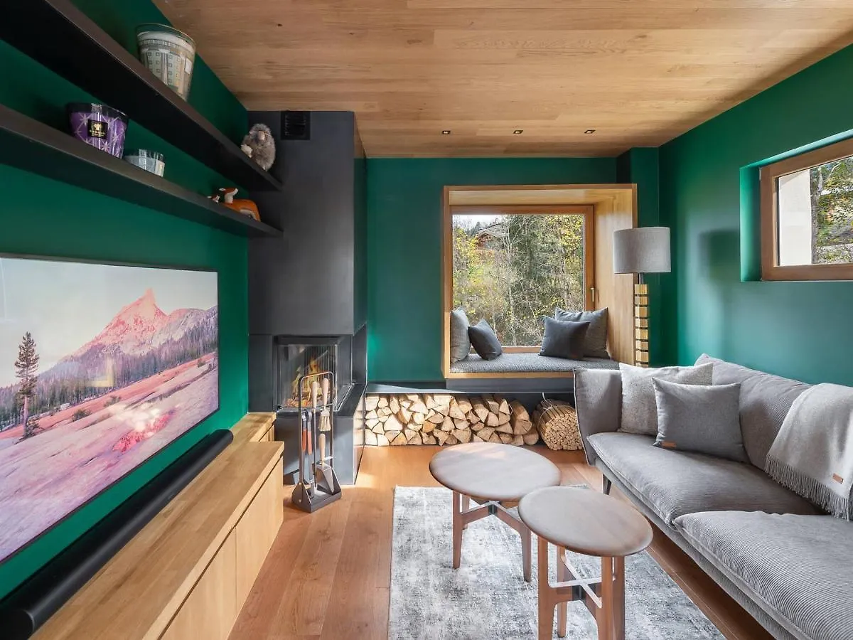 Chalet Moderne Et Spacieux A Megeve, 5 Chambres, Jacuzzi, Salle Tv, Proche Centre Et Remontee Mecanique - Fr-1-569-119 0*, Megeve France