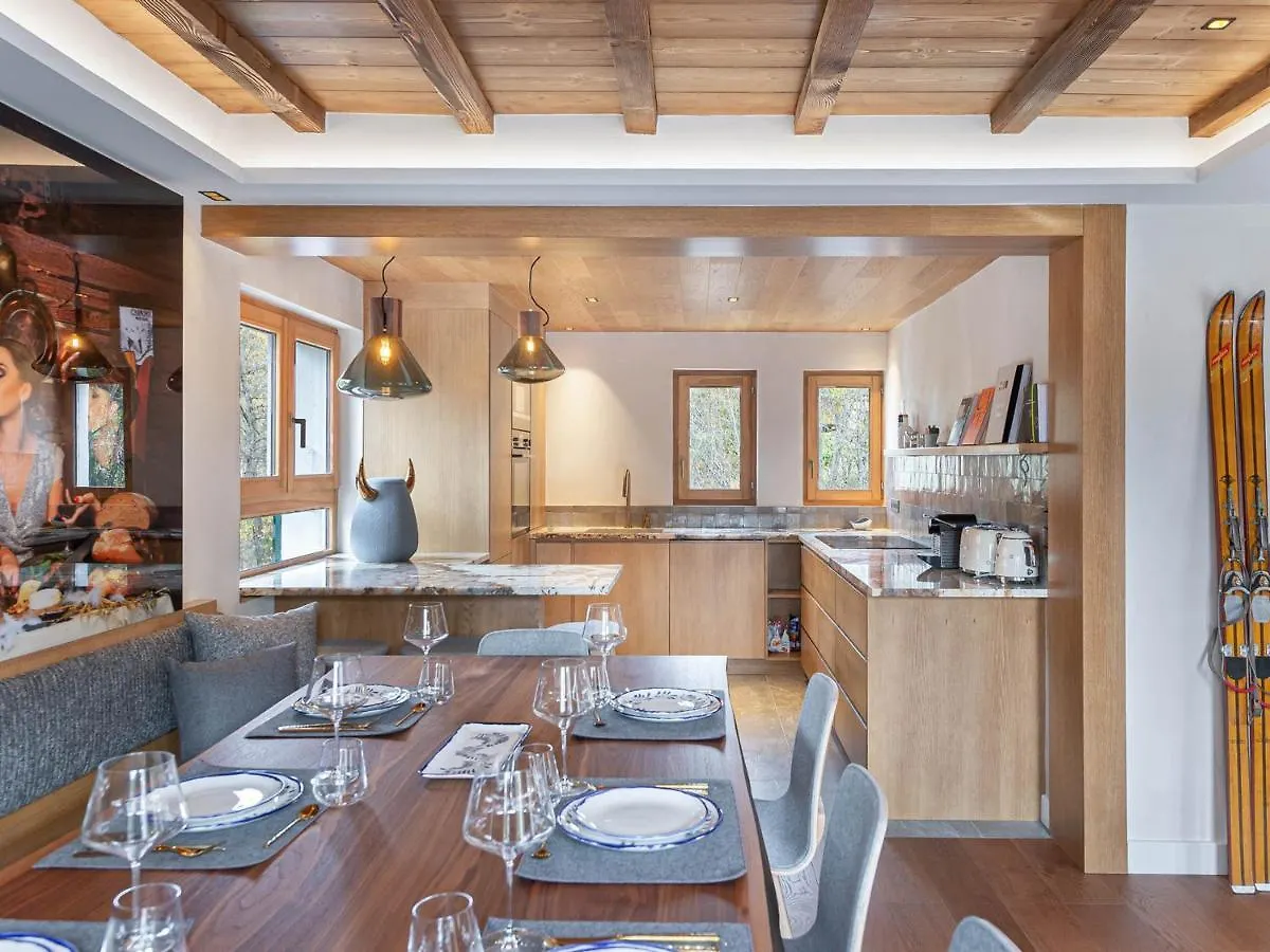 Chalet Moderne Et Spacieux A Megeve, 5 Chambres, Jacuzzi, Salle Tv, Proche Centre Et Remontee Mecanique - Fr-1-569-119  Megeve